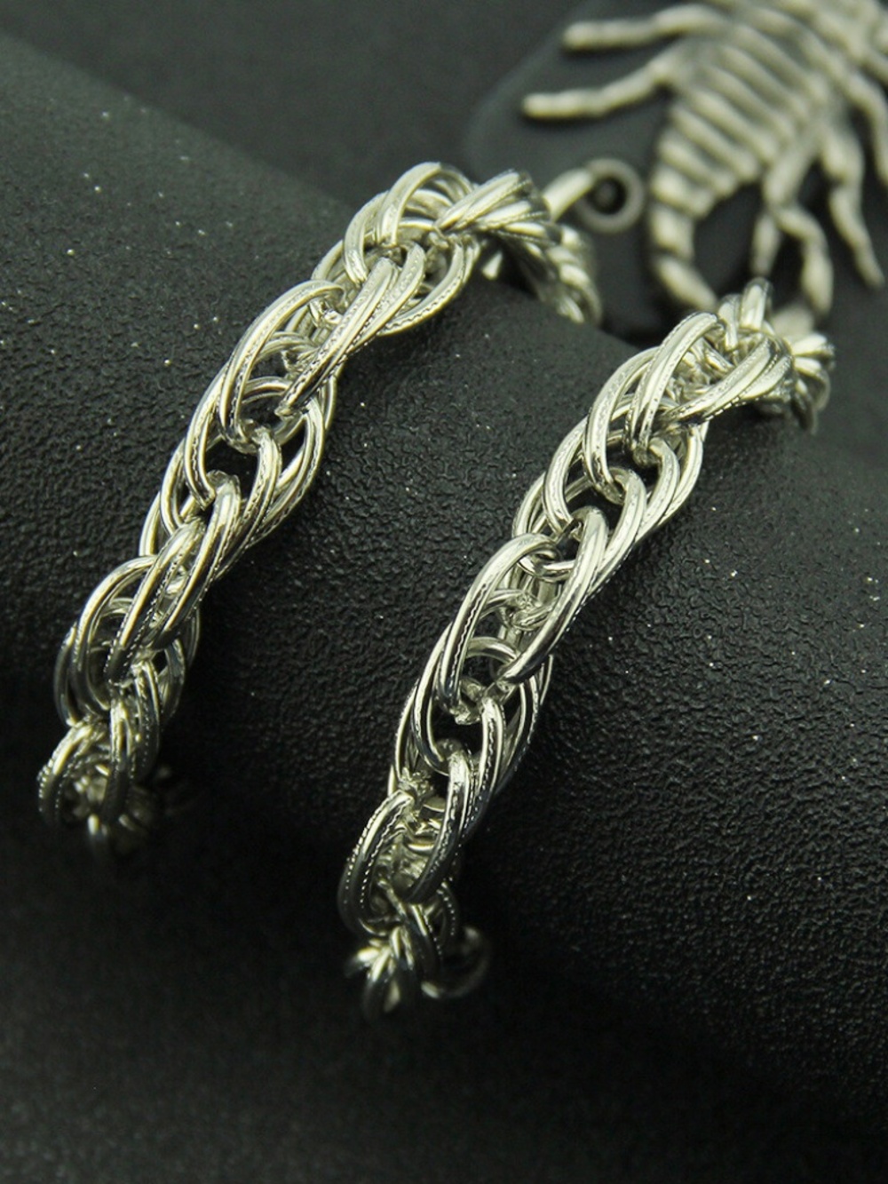 Wallet Chain - Picture 3 of 6